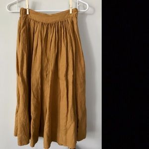 Not Perfect Linen midi skirt